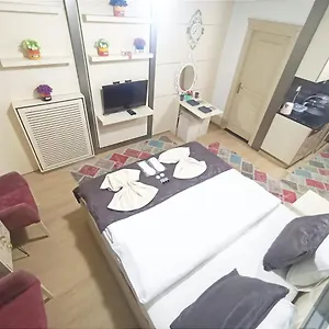Center House Apart Apart Otel