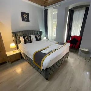 Nefti Red Istanbul