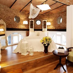 Апарт-отель The White Swan Beyoglu, Стамбул